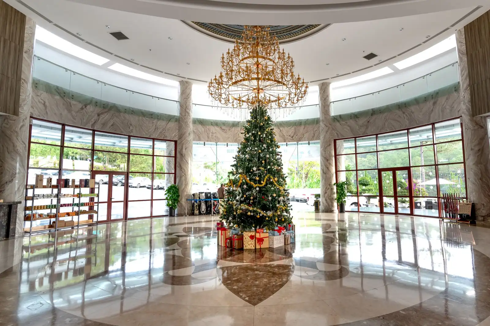 Delquessa Grand Retreat interior