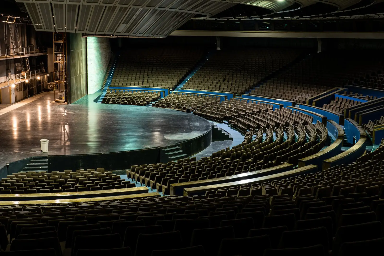 Entertainment venue at Delquessa Grand Retreat